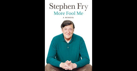 Stephen Fry, More Fool Me (septembre 2014), troisième volet de ses mémoires.