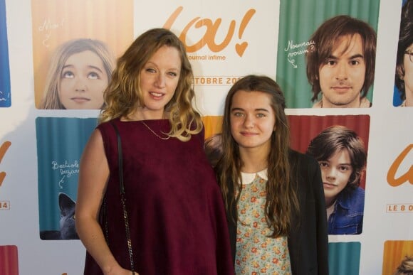 Ludivine Sagnier, enceinte et Lola Lasseron lors de l'avant-première du film "Lou ! Journal infime" au cinéma MK2 Bibliothèque à Paris, le 28 septembre 2014.