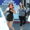 Exclusif - Mila Kunis enceinte quitte son cours de Yoga à Los Angeles le 16 septembre 2014.