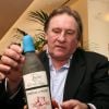 Gérard Depardieu fait la promotion du vin d'Anjou "Château de Tignes", le 28 octobre 2007.