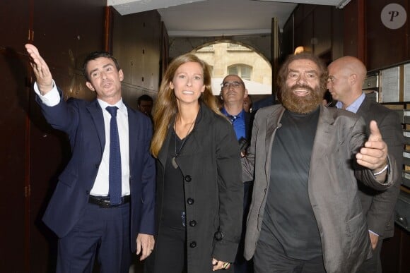 Manuel Valls avec sa femme Anne Gravoin et Marek Halter - Soirée du nouvel an juif chez Marek Halter à Paris le 28 septembre 2014.