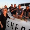 Exclusif - Brigitte Bardot pose avec l'équipage du bateau de l'organisation écologiste Sea Shepherd qui porte son nom. Cela faisait au moins dix ans que Bardot n'avait pas quitté la Madrague pour se rendre sur le port de Saint-Tropez le 26 septembre 2014. Elle était accompagnée de son époux Bernard d'Ormale.