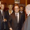 Exclusif : François Hollande et Audrey Azoulay, nouvelle conseillère à l'Elysée pour la culture et communication, sont allés voir la pièce "Hôtel Europe" de Bernard-Henri Lévy au Théâtre de l'Atelier à Paris, le 3 octobre 2014.