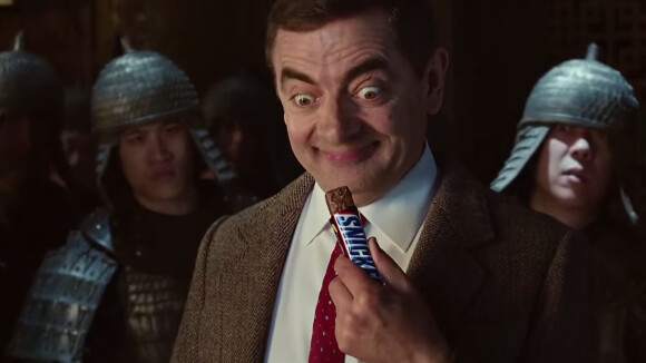Rowan Atkinson : Mr. Bean aux prises avec des ninjas pour un Snickers