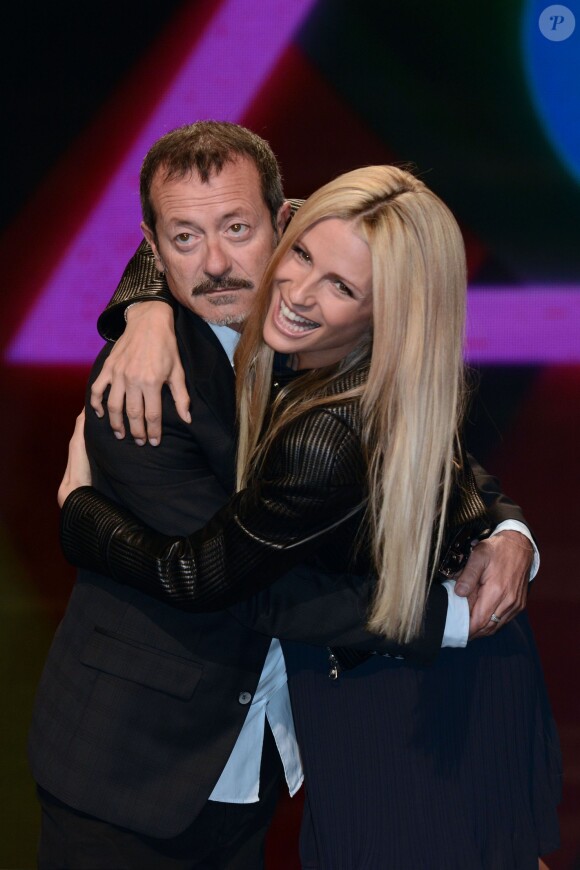 Rocco Papaleo et Michelle Hunziker sur le plateau de l'émission télé "Zelig" à Milan en italie le 7 octobre 2014.