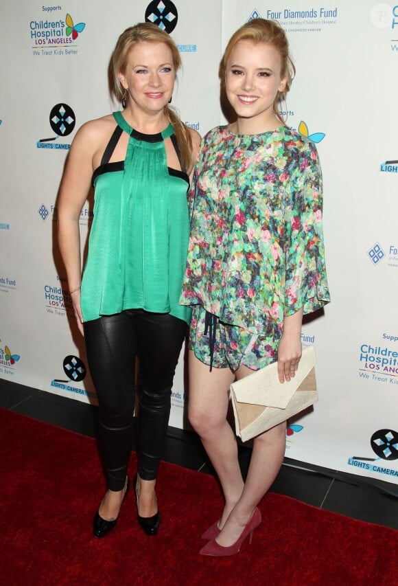 Melissa Joan Hart et Taylor Spreitler au gala de charité "Dance For A Cure" au profit de la recherche sur le cancer du service pédiatrique des hôpitaux de Los Angeles. Le 23 mars 2014.