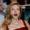 Scarlett Johansson enceinte à la première du film "Captain America" à Londres, le 20 mars 2014. 