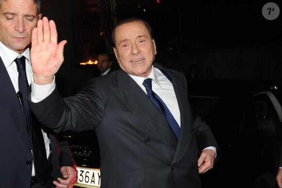 Silvio Berlusconi à la sortie du mariage de Michelle Hunziker et Tomaso Trussardi à Bergame, le 10 octobre 2014