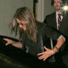 Exclusif - Jennifer Aniston à la sortie du restaurant "Red O" à West Hollywood, le 10 octobre 2014.