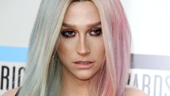 Kesha victime d'agression sexuelle ? Elle attaque son producteur, Dr. Luke
