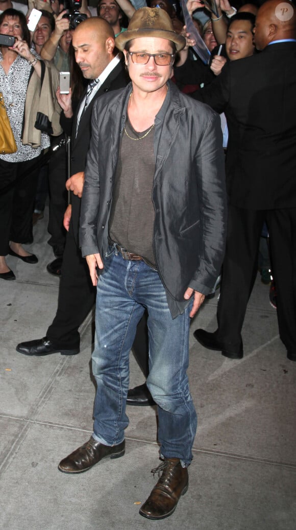 Brad Pitt arrivant à la projection du film "Fury" à New York, le 14 octobre 2014. 