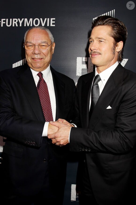 Brad Pitt et Colin Powell à l'avant-première de "Fury" au Newseum à Washington, le 15 octobre 2014