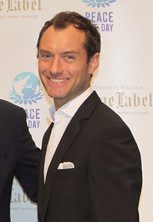<p>Jude Law - Soirée "Peace One Day" au Sporting Monte-Carlo, le 22 mai 2014.</p>