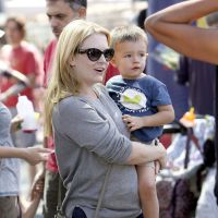 Melissa Joan Hart, toujours très en formes : En virée avec les hommes de sa vie