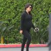 Kourtney Kardashian se rend au bureau des Kardashian dans le quartier de Woodland Hills, à Los Angeles. Le 20 octobre 2014.