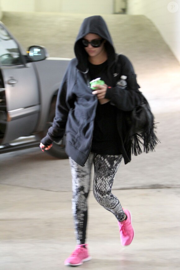 Khloe Kardashian se rend dans sa salle de gym le 14 octobre 2014