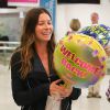 Exclusif - Jessica Biel arrive à l'aéroport de Sydney pour rejoindre son mari Justin Timberlake, le 29 septembre 2014.