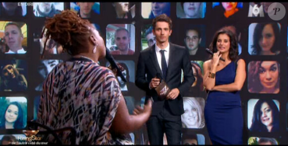 Tanya Michelle Smith révèle qu'elle a chanté au mariage de George Clooney,dans l'After de Rising Star, de l'autre coté du mur, le jeudi 23 octobre 2014 sur M6
