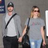 Ashley Greene et son petit-ami Paul Khoury arrivent à l'aéroport de Los Angeles en provenance de Chicago, le 3 août 2014. 