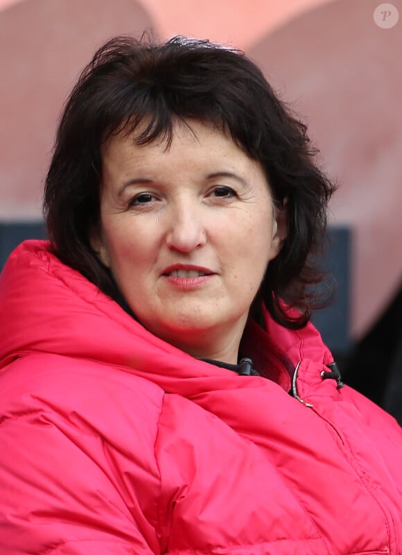 Anne Roumanoff et sa fille, au Parc des Princes, le samedi 25 octobre 2014 pour le match de Ligue 1 PSG-Bordeaux (3-0).