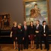 La reine Letizia d'Espagne (en robe en cuir bordeaux Hugo Boss) était le 27 octobre 2014 à Vienne, en Autriche, pour inaugurer au Musée des Beaux-arts une exposition consacrée à Velazquez.