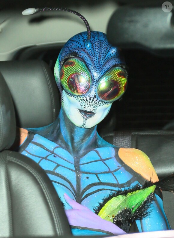 Heidi Klum déguisée en papillon alien pour Hallloween à New York, le 31 octobre 2014.