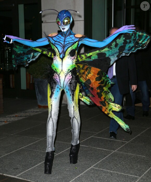 Heidi Klum dans son costume de papillon alien pour Hallloween à New York, le 31 octobre 2014. 