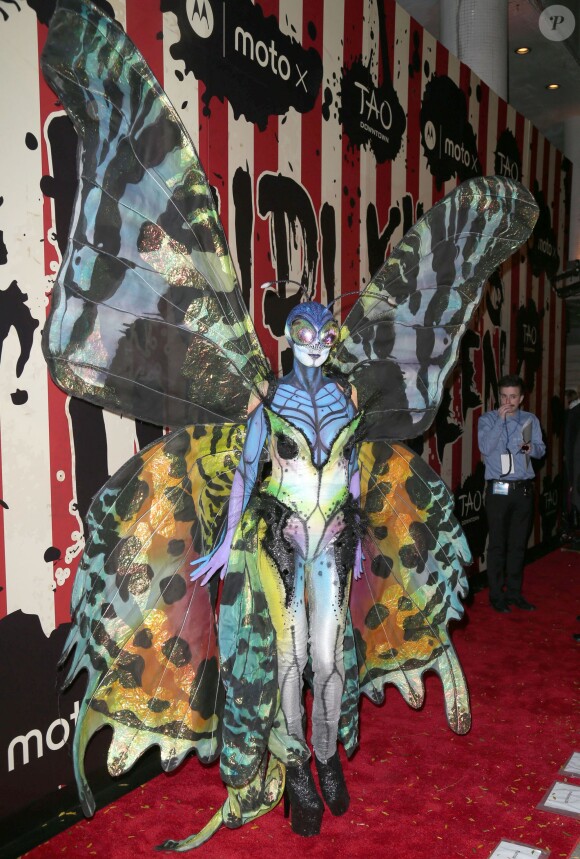 Heidi Klum dans son costume de papillon alien pour la 15ème soirée "Moto X" d'Hallloween au "TAO Downtown". New York, le 31 octobre 2014.