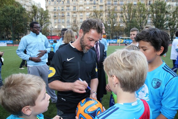 Christophe Maé lors des 13e Journées de l'arbitrage au stade Emile Anthoine, à Paris le 30 octobre 2014