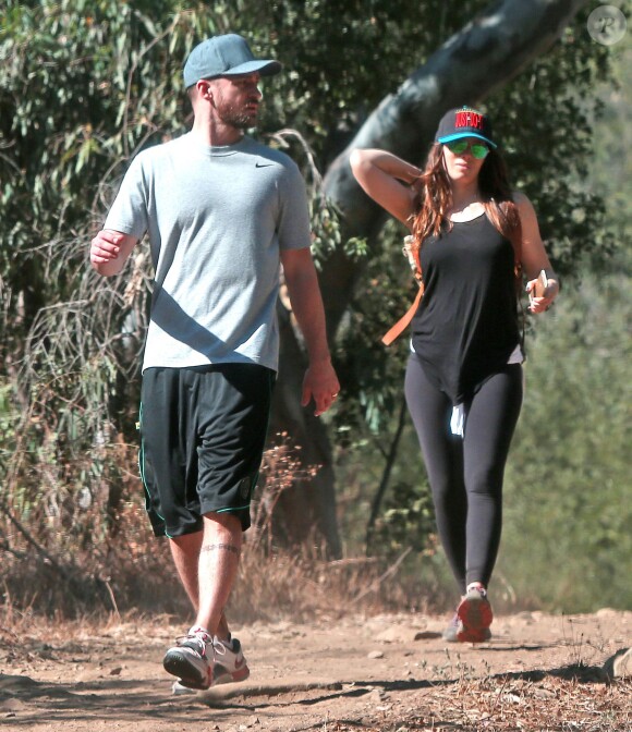 Exclusif - Justin Timberlake fait de la randonnée avec sa femme Jessica Biel à Los Angeles, le 24 octobre 2014.