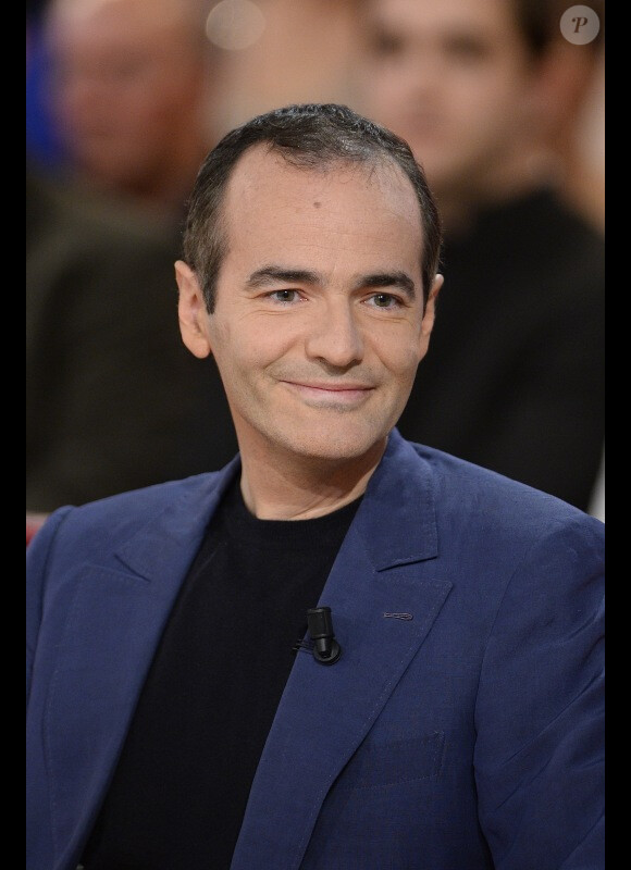 Franck Ferrand sur le plateau de Vivement dimanche, le mercredi 5 novembre 2014, pour le tournage de l'émission diffusée le dimanche 9 novembre 2014.