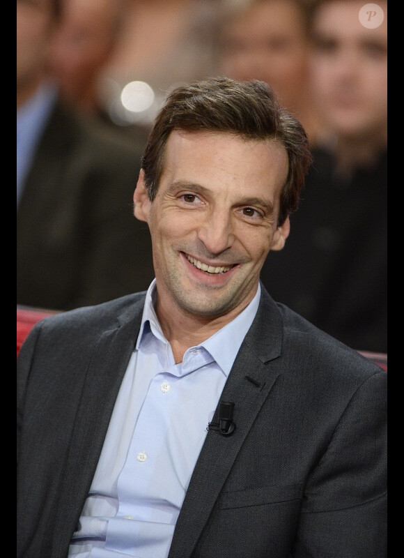 Mathieu Kassovitz sur le plateau de Vivement dimanche, le mercredi 5 novembre 2014, pour le tournage de l'émission diffusée le dimanche 9 novembre 2014.