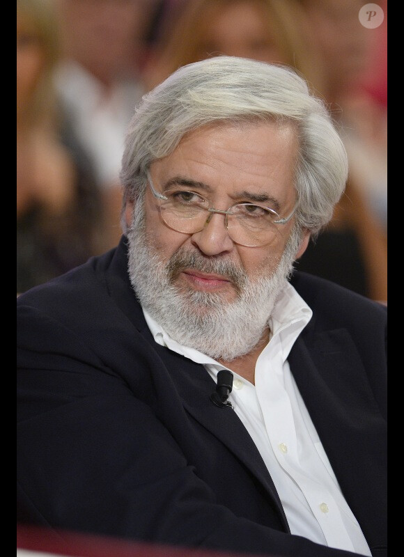 Gaya Bécaud sur le plateau de Vivement dimanche, le mercredi 5 novembre 2014, pour le tournage de l'émission diffusée le dimanche 9 novembre 2014.
