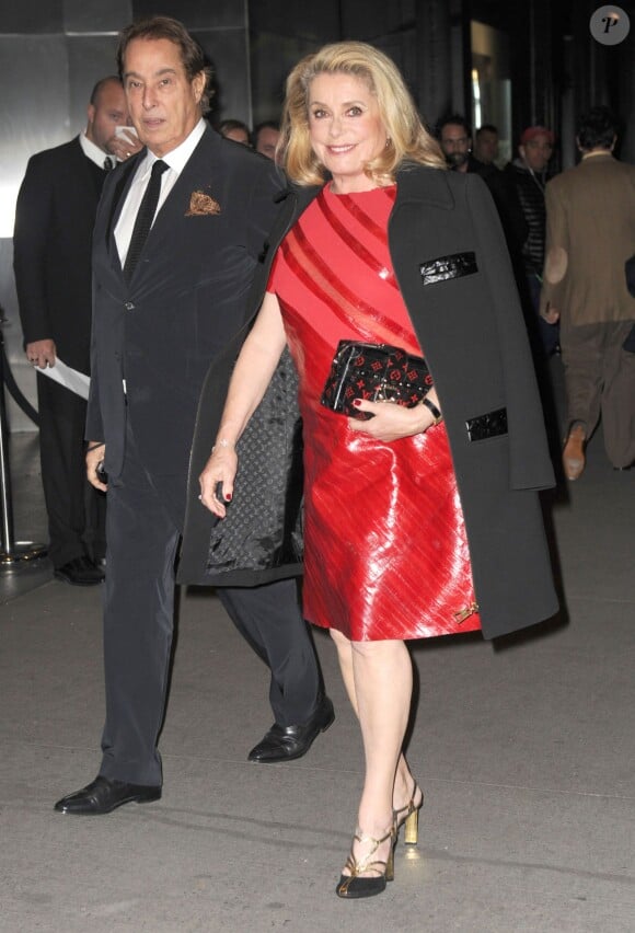 Catherine Deneuve et Gilles Dufour à la soirée "Louis Vuitton Monogram " à New York, le 7 novembre 2014