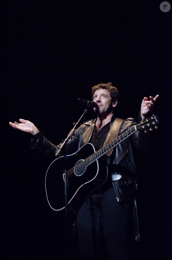 Patrick Bruel donne un concert à l'Orpheum Theatre, le 8 novembre 2014, à Los Angeles.