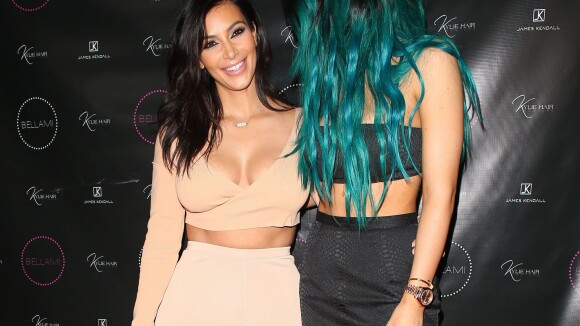 Kim Kardashian : Sexy en pleine polémique, elle soutient sa soeur Kylie