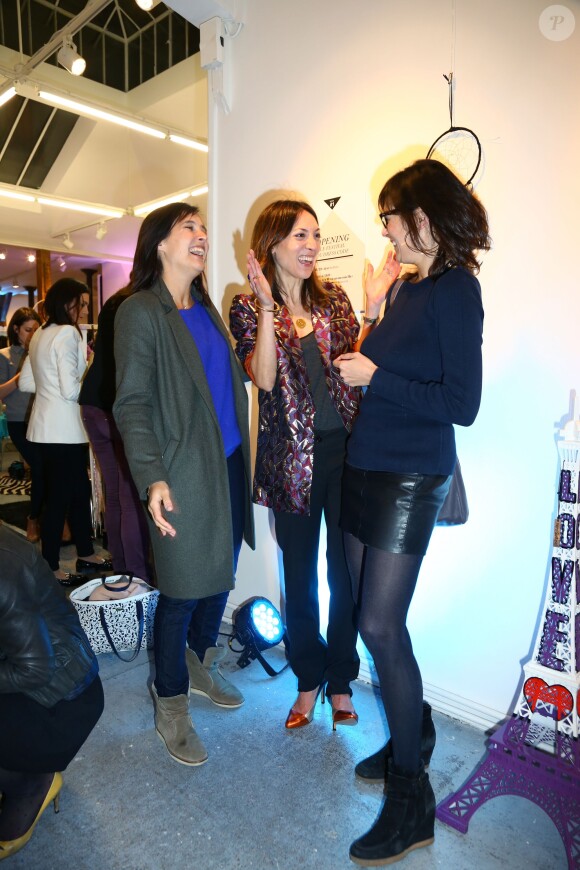 Exclusif - Julie de Bona, Emmanuelle Mary et Marie Valton (créatrice de Mellipou) assistent à la soirée d'ouverture du Festival du Dress Code à l'Espace Canal Saint-Martin. Paris, le 13 novembre 2014.