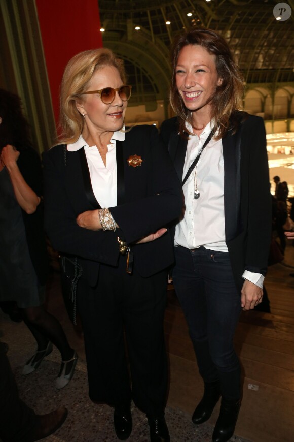 Sylvie Vartan et Laura Smet lors de la soirée d'inauguration de la FIAC (Foire Internationale d'Art Contemporain) au Grand Palais à Paris le 23 octobre 2013