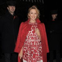 Kylie Minogue : Sublime en vue des Fêtes, elle illumine Londres