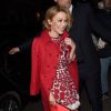 Kylie Minogue arrive au Claridge's pour la présentation du nouveau sapin de Noël de l'hôtel, imaginé par les créateurs Domenico Dolce et Stefano Gabbana. Londres, le 19 novembre 2014.