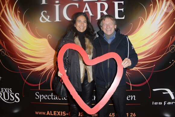 Mario Luraschi et une amie lors du gala caritatif à l'occasion de la présentation du spectacle Pégase & Icare du cirque Alexis Gruss au profit de Mécénat Chirurgie Cardiaque à Paris, le 20 novembre 2014