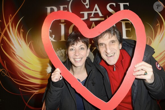 Corinne et Gilles Benizio (Shirley et Dino) lors du gala caritatif à l'occasion de la présentation du spectacle Pégase & Icare du cirque Alexis Gruss au profit de Mécénat Chirurgie Cardiaque à Paris, le 20 novembre 2014