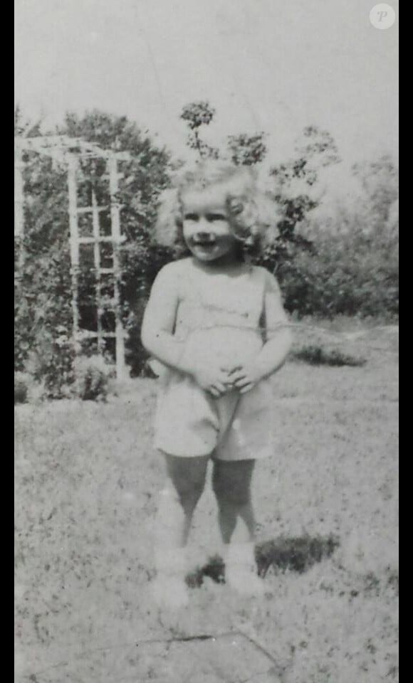 Melissa Rivers a dévoilé cette photo de sa mère Joan, petite fille
