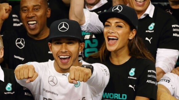 Nicole Scherzinger: En larmes au côté de Lewis Hamilton, champion du monde de F1