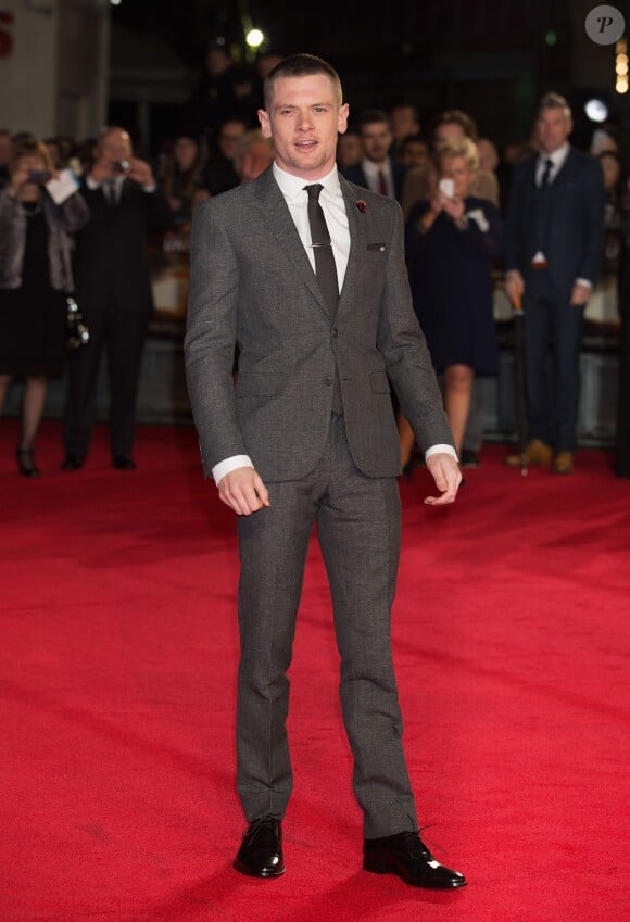 Jack O'Connell - Avant-première du film "Unbroken" à Londres, le 25 novembre 2014.