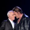 Exclusif - Charles Aznavour et Johnny Hallyday lors de la tournée "Born Rocker Tour" au POPB de Bercy à Paris. Le 15 juin 2013