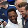 Pelé et David Beckham lors de la finale de la Coupe du monde entre l'Argentine et l'Allemagne au stade Maracana de Rio de Janeiro, le 13 juillet 2014