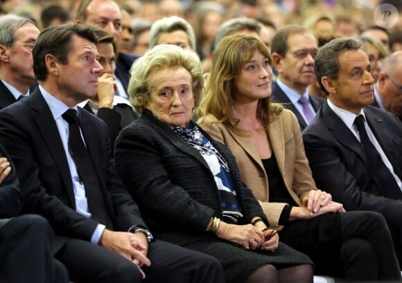 Christian Estrosi, Bernadette Chirac, Carla Bruni-Sarkozy, Nicolas Sarkozy - Réunion publique de Nicolas Sarkozy, alors candidat à la présidence de l'UMP à Paris, le 7 novembre 2014.