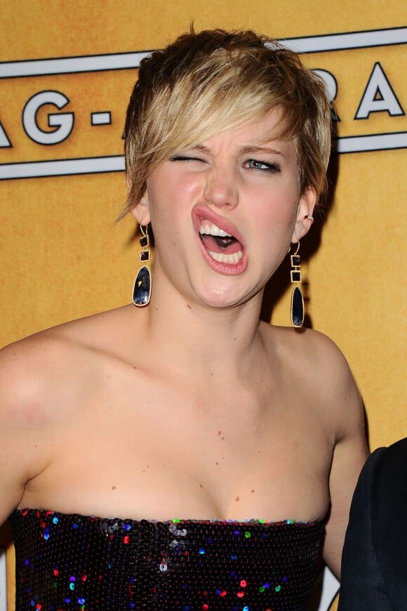 Jennifer Lawrence grimace aux Annual Screen Actors Guild Awards le 18 janvier 2014 à Los Angeles. - ©Abaca Press