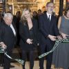 Philippe Cassegrain, Kate Moss, Jean Cassegrain et Alexa Chung - Ouverture de la boutique Longchamp sur les Champs-Elysées à Paris le 4 décembre 2014. Le maroquinier français Longchamp à inauguré son plus grand magasin d'Europe sur une surface de 500 m2 au 77 de l'avenue des Champs-Elysées. 